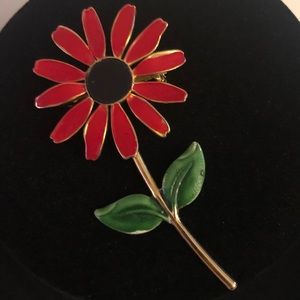 🌺Sweet Vintage Flower Brooch 🌺